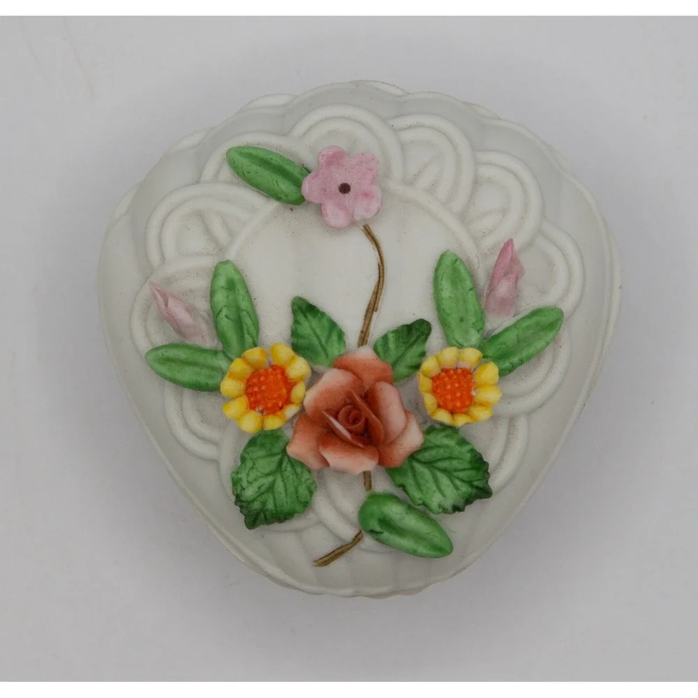 Lakeside‎ China Trinket Box Rose Floral Seashell Footed Hand Painted 2500